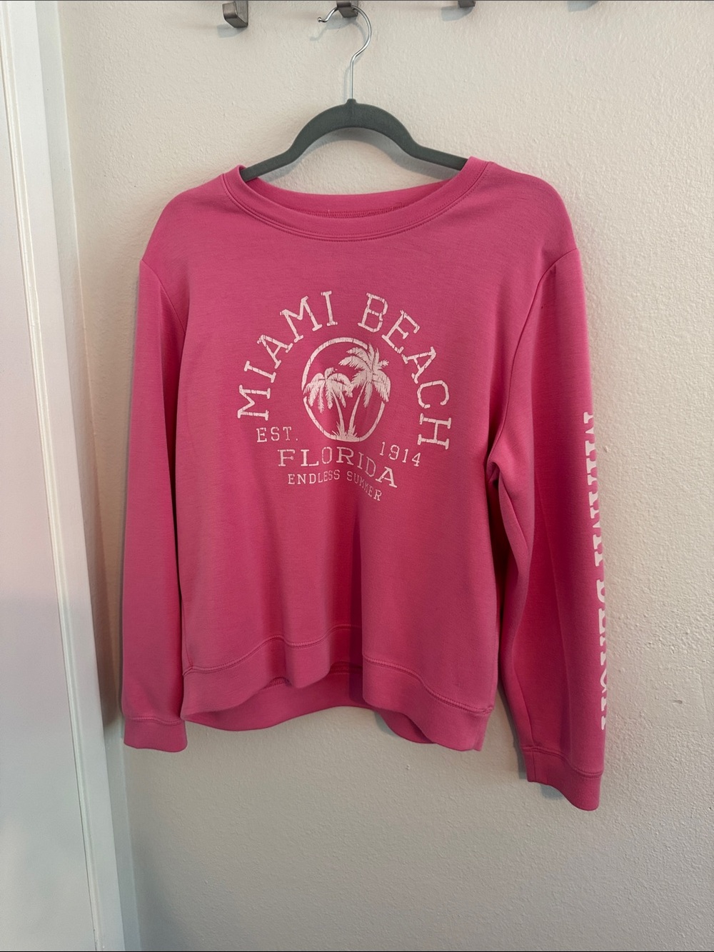 Pink 'Miami Beach Florida' Graphic Sweatshirt